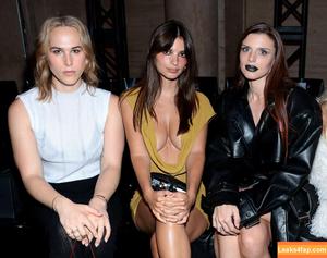 Emily Ratajkowski photo #1429