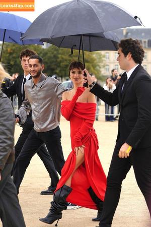 Emily Ratajkowski photo #1600