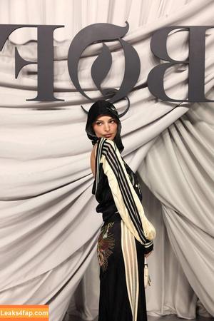 Emily Ratajkowski photo #1657