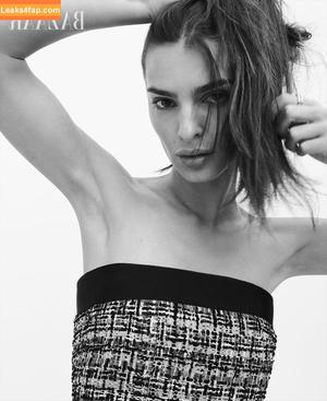 Emily Ratajkowski photo #1690