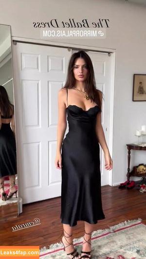 Emily Ratajkowski photo #1831