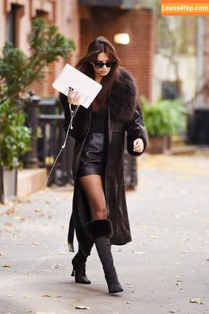 Emily Ratajkowski photo #1857