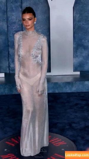 Emily Ratajkowski photo #1865