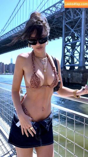 Emily Ratajkowski photo #1877