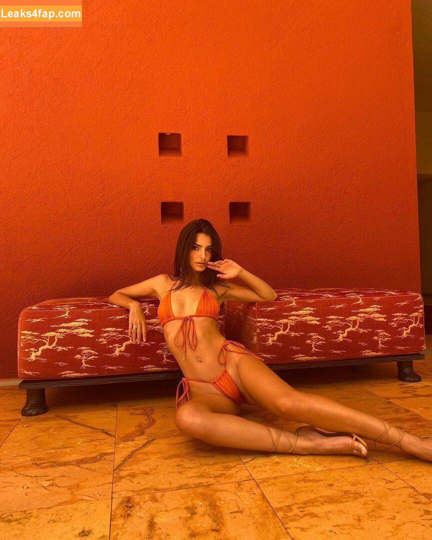 Emily Ratajkowski / Officialemilyratajkowski / emrata / https: leaked photo photo #2053