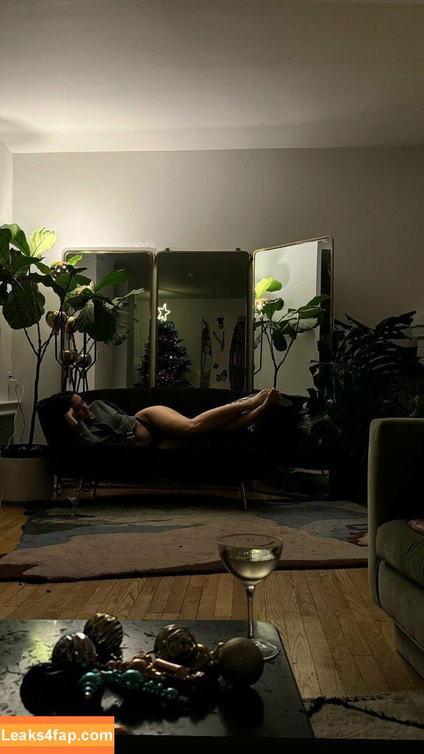 Emily Ratajkowski / Officialemilyratajkowski / emrata / https: leaked photo photo #2103