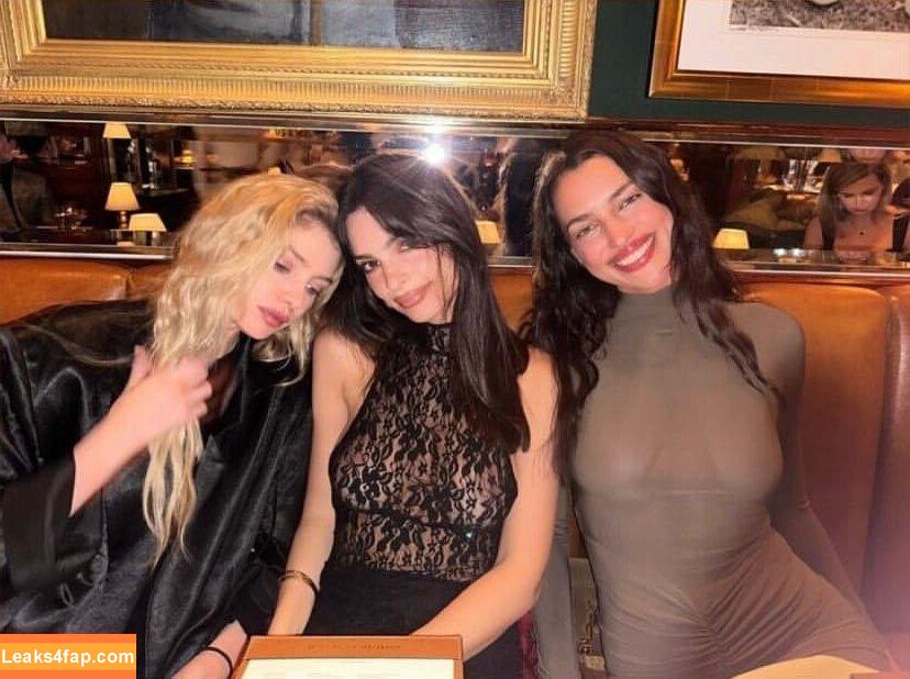 Emily Ratajkowski / Officialemilyratajkowski / emrata / https: leaked photo photo #2196