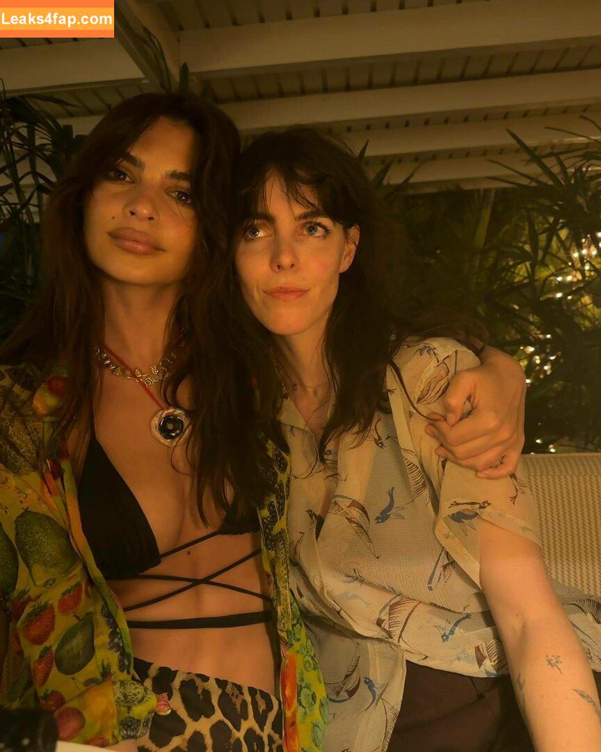 Emily Ratajkowski / Officialemilyratajkowski / emrata / https: leaked photo photo #2284