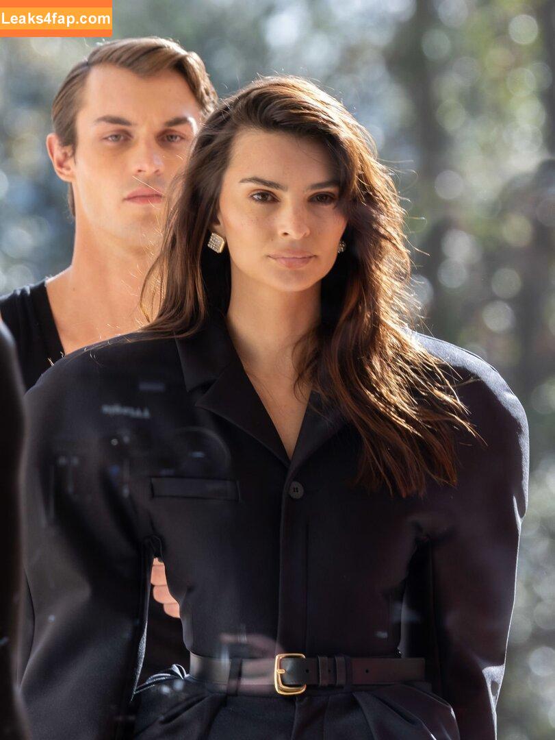 Emily Ratajkowski / Officialemilyratajkowski / emrata / https: leaked photo photo #2292