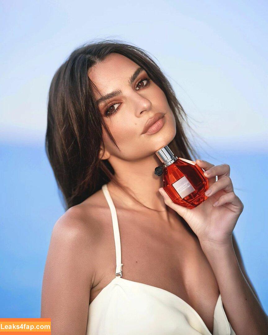 Emily Ratajkowski / Officialemilyratajkowski / emrata / https: leaked photo photo #2441