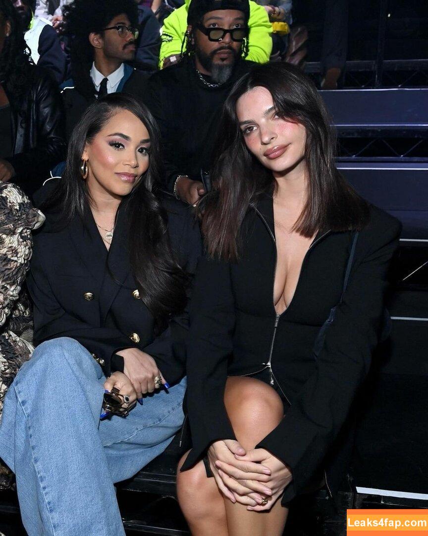Emily Ratajkowski / Officialemilyratajkowski / emrata / https: leaked photo photo #2458