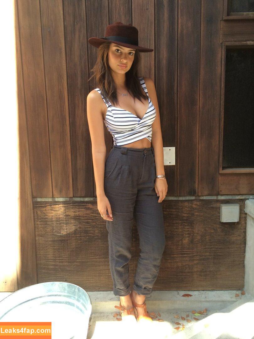 Emily Ratajkowski / Officialemilyratajkowski / emrata / https: leaked photo photo #2815