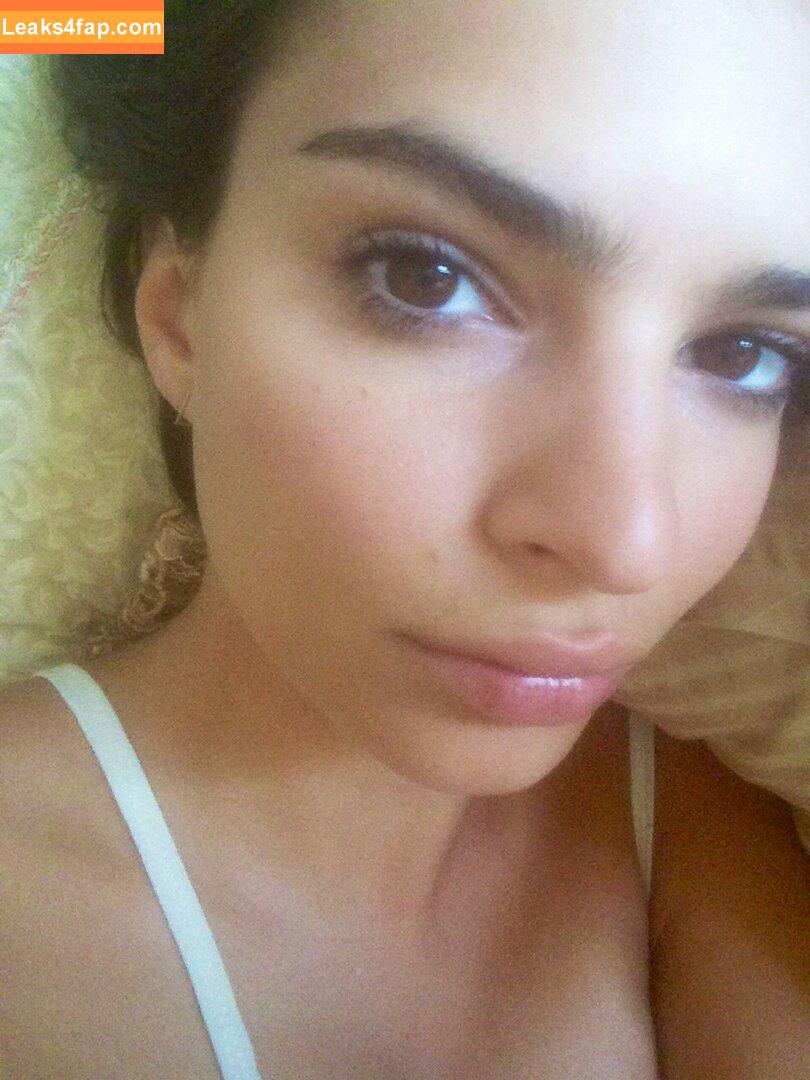 Emily Ratajkowski / Officialemilyratajkowski / emrata / https: leaked photo photo #2834
