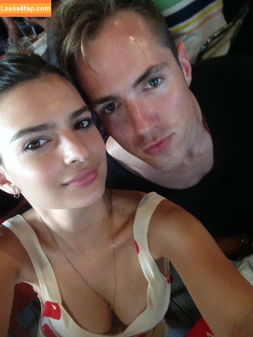 Emily Ratajkowski / Officialemilyratajkowski / emrata / https: leaked photo photo #2845