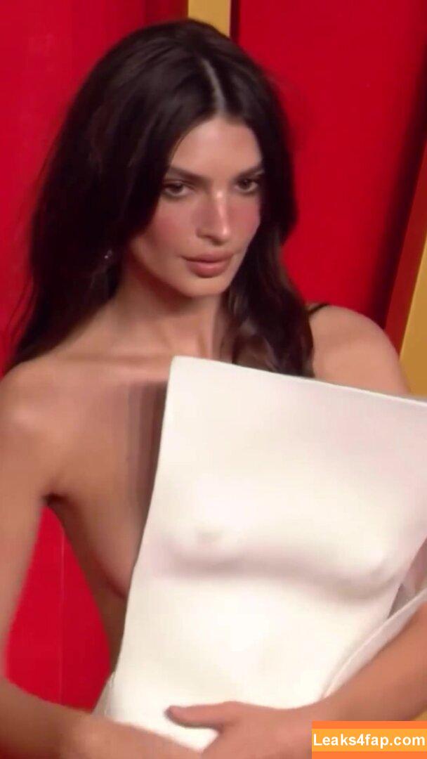 Emily Ratajkowski / Officialemilyratajkowski / emrata / https: leaked photo photo #2886