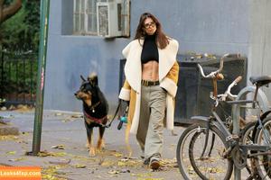 Emily Ratajkowski photo #2022