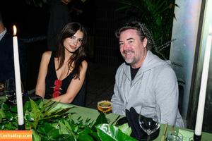 Emily Ratajkowski photo #2030