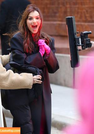 Emily Ratajkowski photo #2156