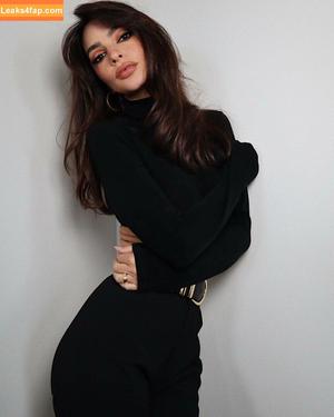 Emily Ratajkowski photo #2219