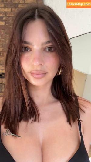 Emily Ratajkowski photo #2307