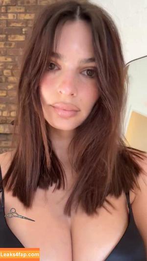Emily Ratajkowski photo #2308