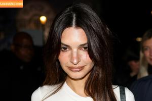 Emily Ratajkowski photo #2551