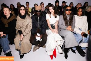 Emily Ratajkowski photo #2582