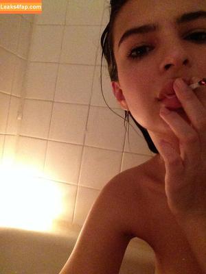 Emily Ratajkowski photo #2783
