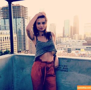 Emily Ratajkowski photo #2796