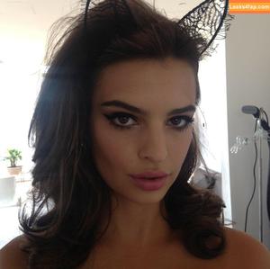 Emily Ratajkowski photo #2800