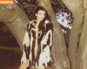 Emily Ratajkowski photo #2979