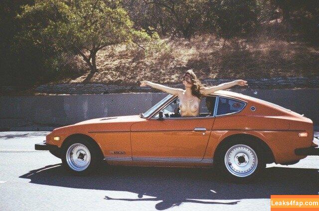 Emily Ratajkowski / Officialemilyratajkowski / emrata / https: leaked photo photo #3024