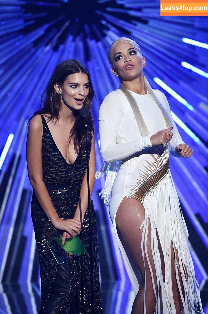 Emily Ratajkowski / Officialemilyratajkowski / emrata / https: leaked photo photo #3090