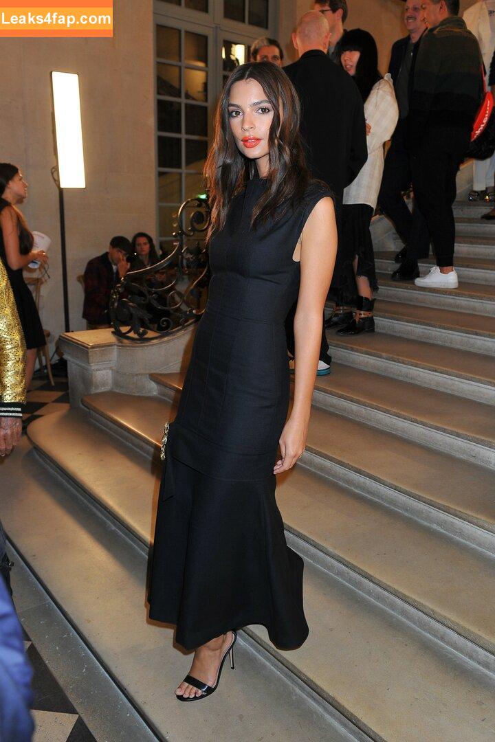 Emily Ratajkowski / Officialemilyratajkowski / emrata / https: leaked photo photo #3161