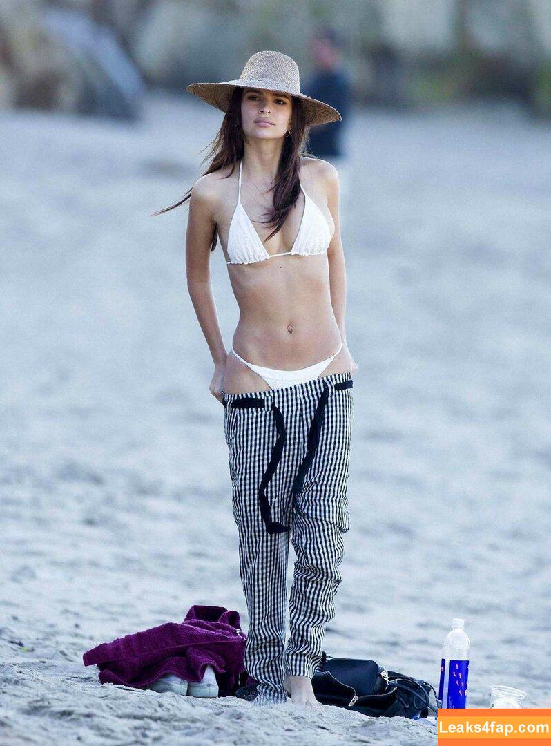 Emily Ratajkowski / Officialemilyratajkowski / emrata / https: leaked photo photo #3166