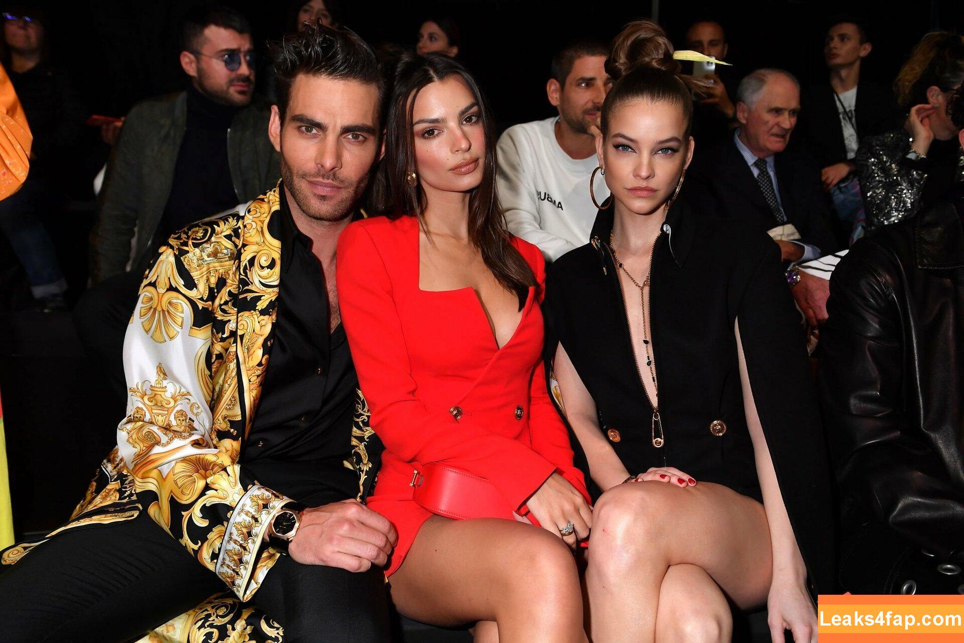 Emily Ratajkowski / Officialemilyratajkowski / emrata / https: leaked photo photo #3229