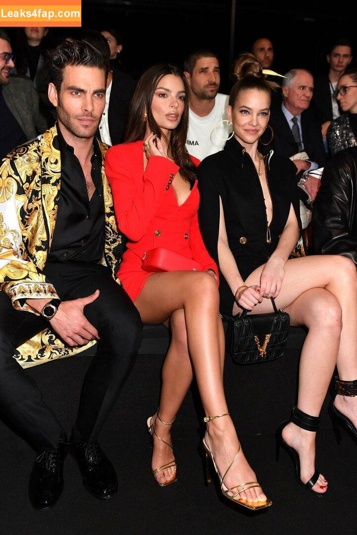 Emily Ratajkowski / Officialemilyratajkowski / emrata / https: leaked photo photo #3232