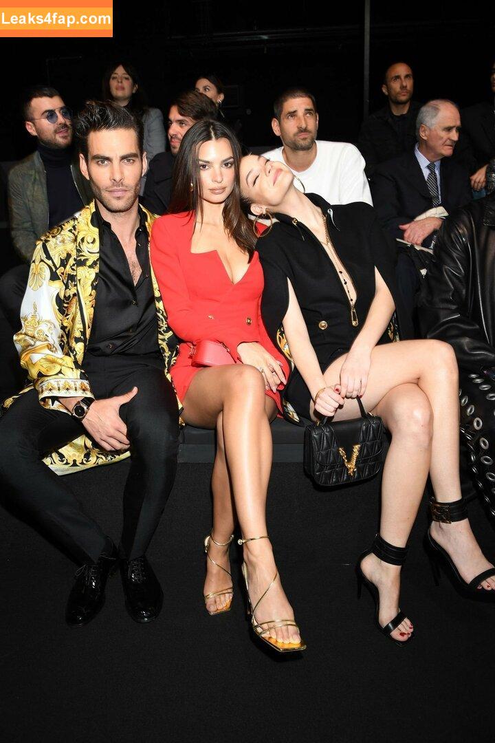 Emily Ratajkowski / Officialemilyratajkowski / emrata / https: leaked photo photo #3255