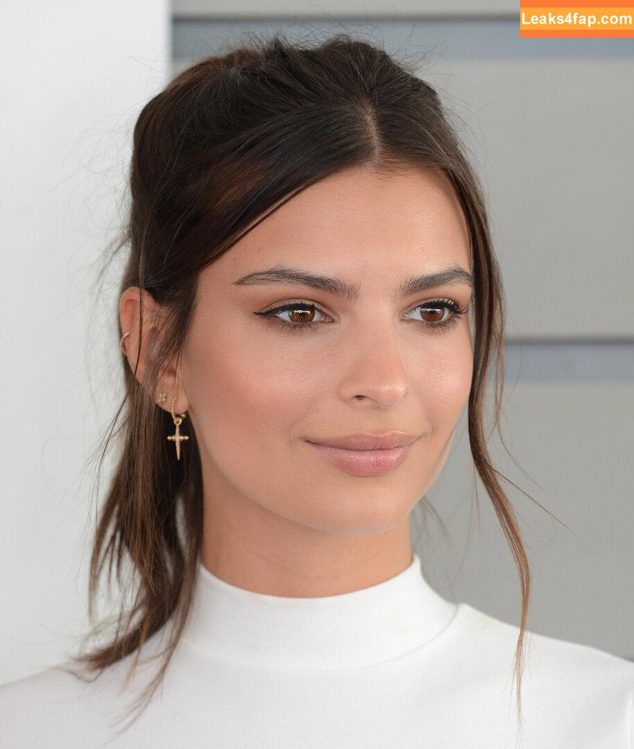 Emily Ratajkowski / Officialemilyratajkowski / emrata / https: leaked photo photo #3295