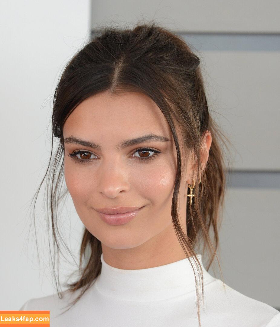 Emily Ratajkowski / Officialemilyratajkowski / emrata / https: leaked photo photo #3316