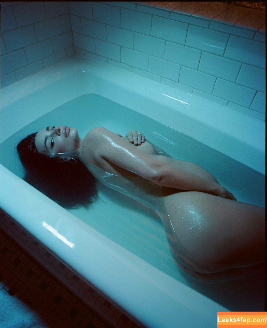 Emily Ratajkowski / Officialemilyratajkowski / emrata / https: leaked photo photo #3352