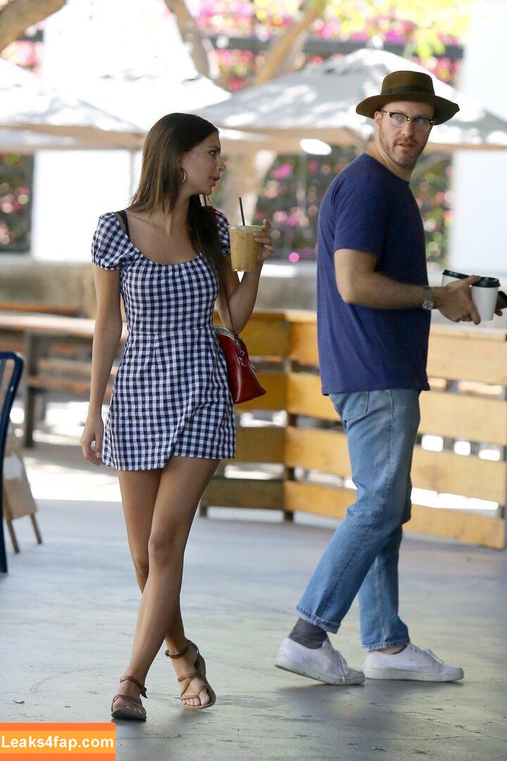 Emily Ratajkowski / Officialemilyratajkowski / emrata / https: leaked photo photo #3647