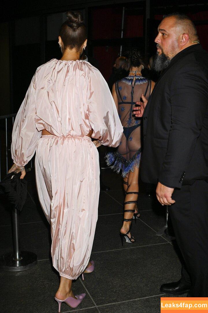 Emily Ratajkowski / Officialemilyratajkowski / emrata / https: leaked photo photo #3873