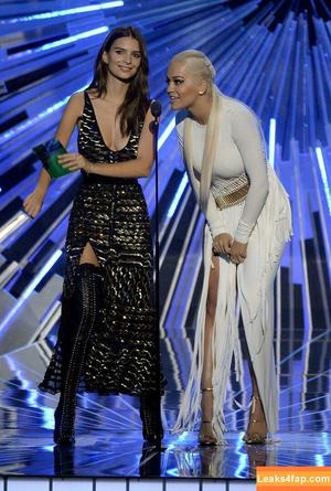 Emily Ratajkowski photo #3133