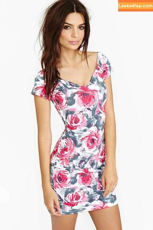 Emily Ratajkowski photo #3219