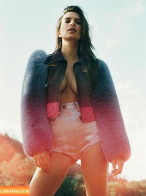 Emily Ratajkowski photo #3311