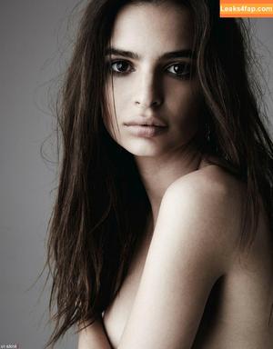 Emily Ratajkowski photo #3341