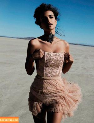 Emily Ratajkowski photo #3372