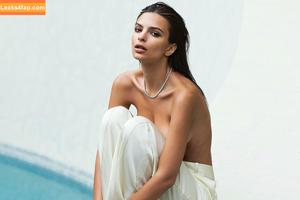 Emily Ratajkowski photo #3382