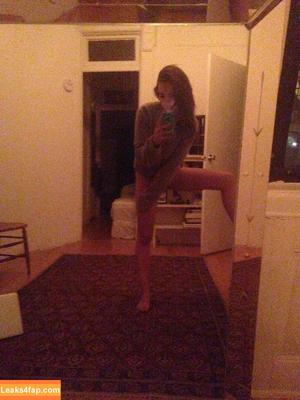 Emily Ratajkowski photo #3431